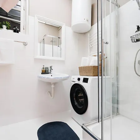 Inspiration Source Old Town Renovated Apartment
